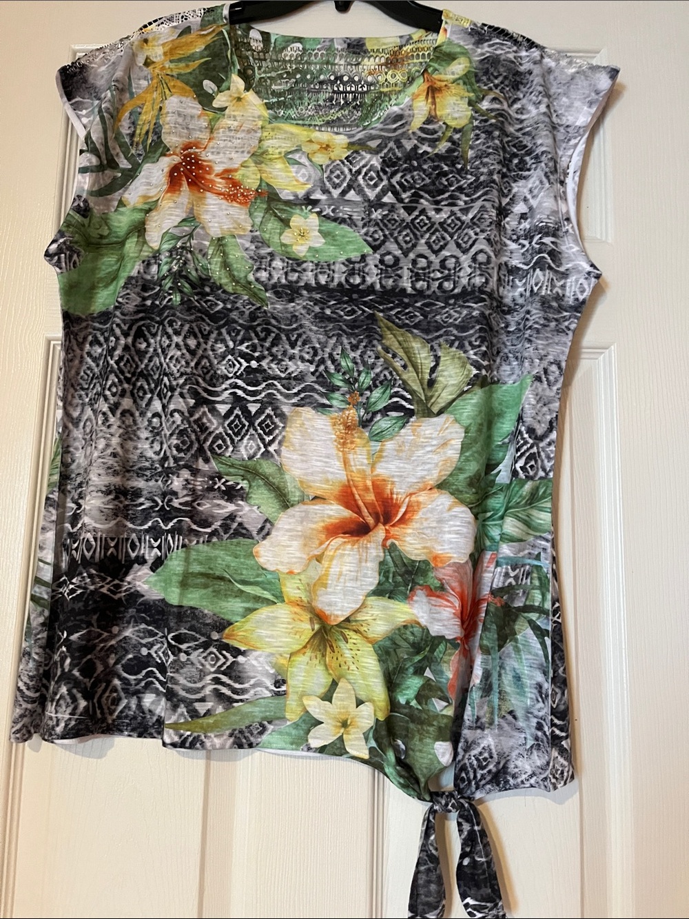Time and Tru Black Floral Tie-Hem Tunic with Green and Yellow Accents